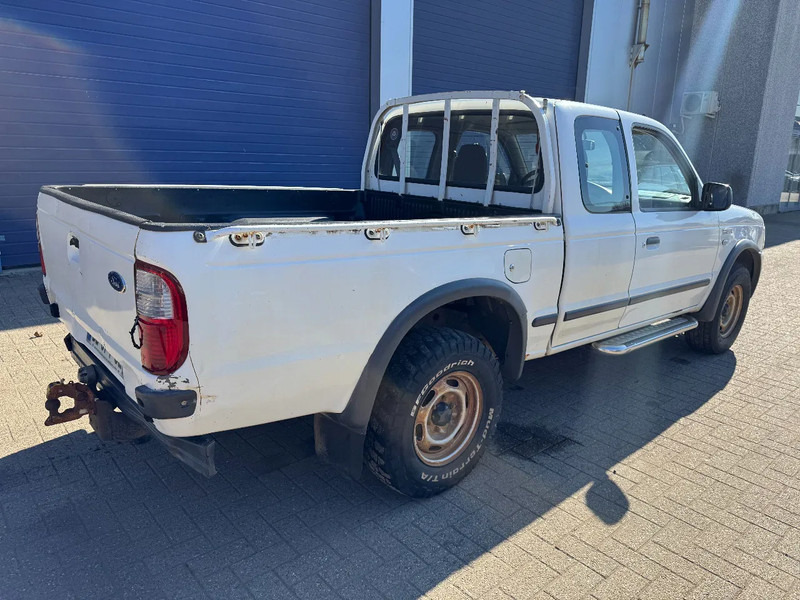 Ford Ranger **DIESEL-AIRCO** - سيارة: صور 4 Ford Ranger **DIESEL-AIRCO** - سيارة: صور 4