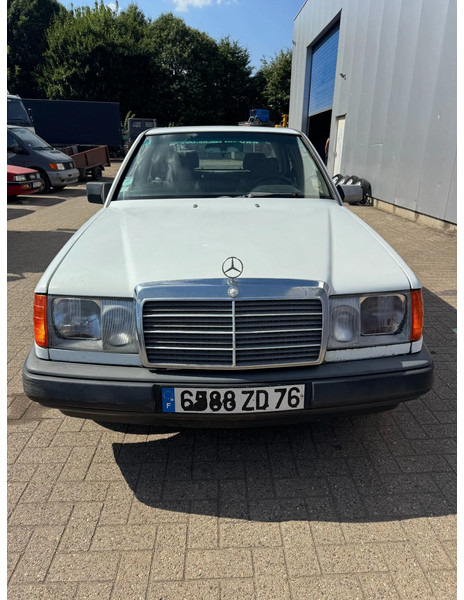 Mercedes-Benz 200-serie **W124-250D** - سيدان: صور 2 Mercedes-Benz 200-serie **W124-250D** - سيدان: صور 2