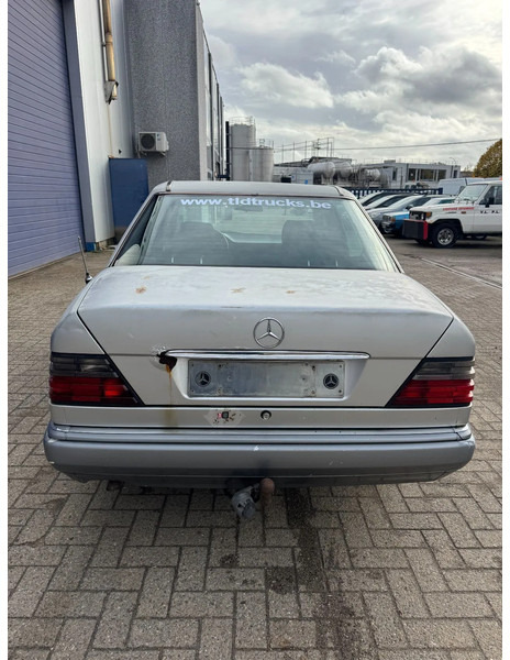 Mercedes-Benz 200-serie **W124-BELGIAN CAR** - سيدان: صور 5 Mercedes-Benz 200-serie **W124-BELGIAN CAR** - سيدان: صور 5