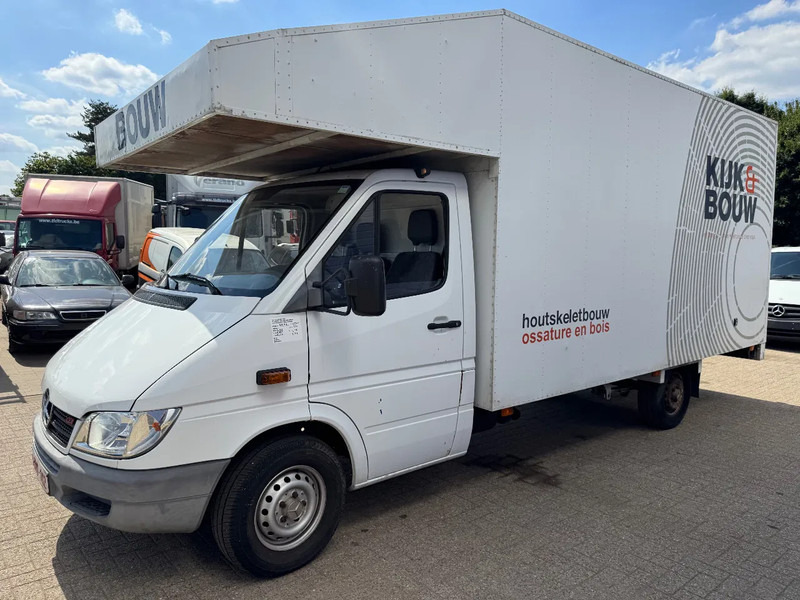 Mercedes-Benz Sprinter 311 **BAKWAGEN-BOX-ONLY118,000KM** - الشاحنات الصغيرة صندوق مغلق: صور 1 Mercedes-Benz Sprinter 311 **BAKWAGEN-BOX-ONLY118,000KM** - الشاحنات الصغيرة صندوق مغلق: صور 1