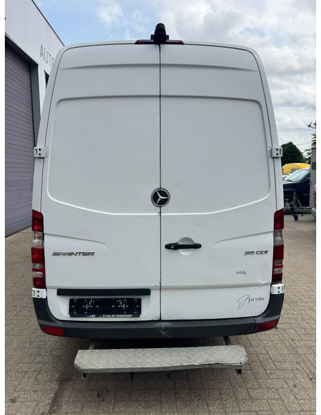 Mercedes-Benz Sprinter 311 **COOLING FOR MEDICATION TRANSPORT-EURO6B-AIRCO** - الشاحنات الصغيرة المبردة: صور 5 Mercedes-Benz Sprinter 311 **COOLING FOR MEDICATION TRANSPORT-EURO6B-AIRCO** - الشاحنات الصغيرة المبردة: صور 5
