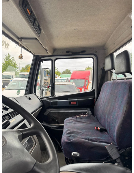 الشاسيه شاحنة Mercedes-Benz VARIO 815D **CHASSIS-VARIO 815D**: صور 17