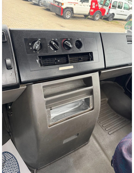 الشاسيه شاحنة Mercedes-Benz VARIO 815D **CHASSIS-VARIO 815D**: صور 15