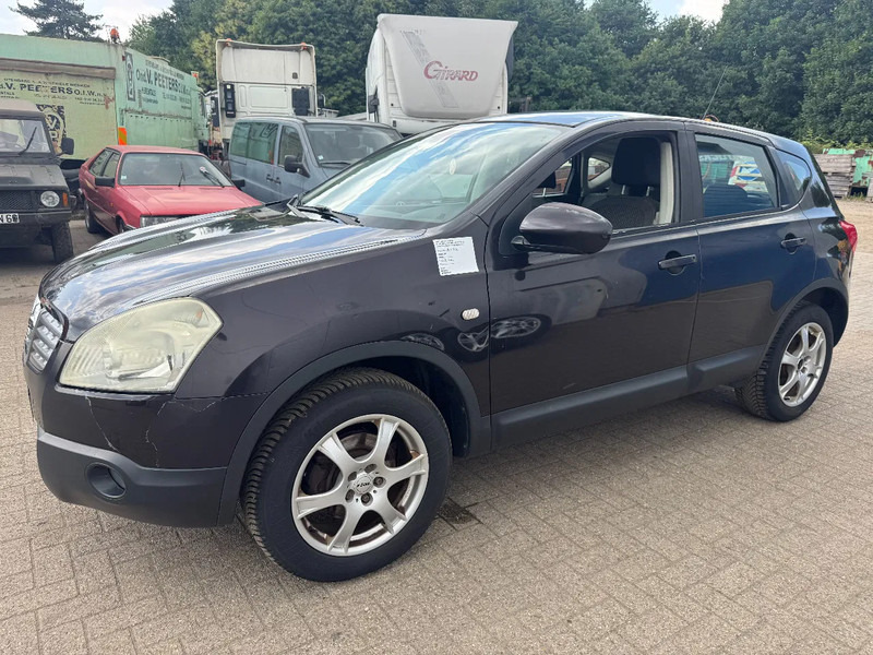 Nissan QASHQAI **DIESEL-AIRCO** - سيارة دفع رباعي: صور 1 Nissan QASHQAI **DIESEL-AIRCO** - سيارة دفع رباعي: صور 1