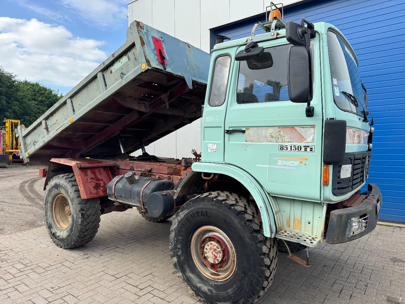 Renault Midliner **85-150 4X4-DUMPTRUCK-BENNE** - قلابات: صور 1 Renault Midliner **85-150 4X4-DUMPTRUCK-BENNE** - قلابات: صور 1