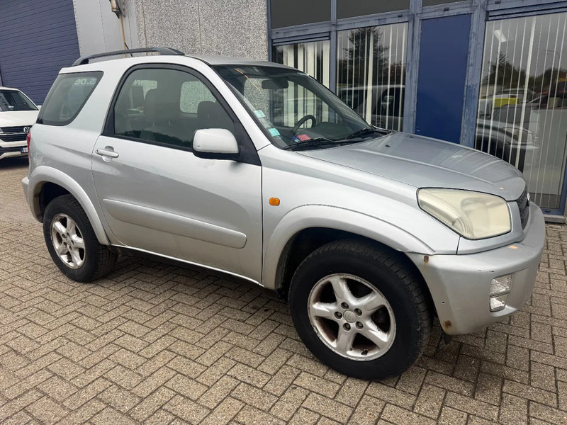 Toyota RAV4 **PETROL-AIRCO** - سيارة: صور 3 Toyota RAV4 **PETROL-AIRCO** - سيارة: صور 3