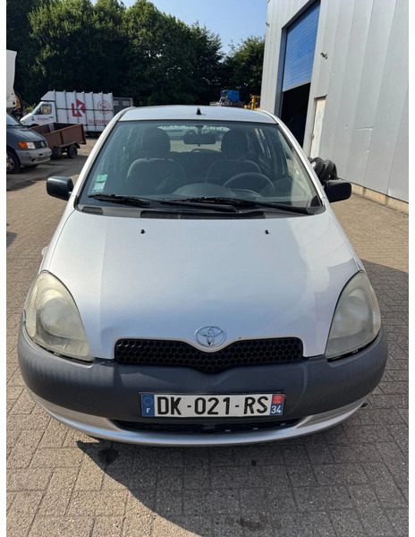 Toyota Yaris **PETROL-AIRCO** - هاتشباك: صور 2 Toyota Yaris **PETROL-AIRCO** - هاتشباك: صور 2