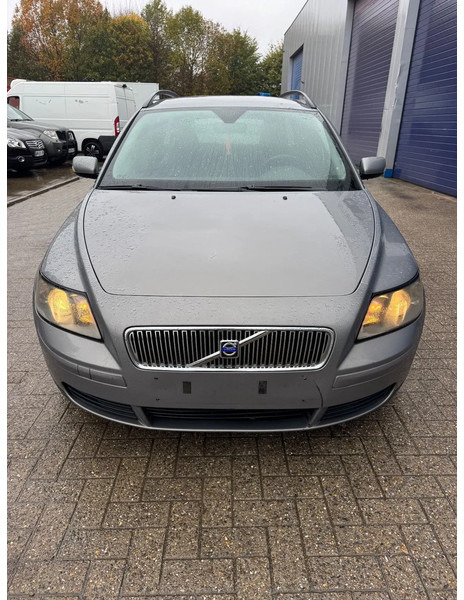 Volvo V50 **AIRCO-BELGIAN CAR** - سيارة: صور 2 Volvo V50 **AIRCO-BELGIAN CAR** - سيارة: صور 2