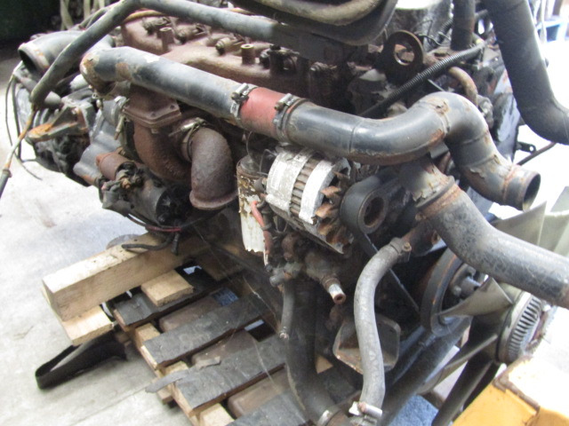 CUMMINS 6BT 315 160HP ENGINE & GEARBOX ZF S-6.36 6 SPEED GEARBOX (RUNS PERFECT) - المحرك - شاحنة: صور 3 CUMMINS 6BT 315 160HP ENGINE & GEARBOX ZF S-6.36 6 SPEED GEARBOX (RUNS PERFECT) - المحرك - شاحنة: صور 3