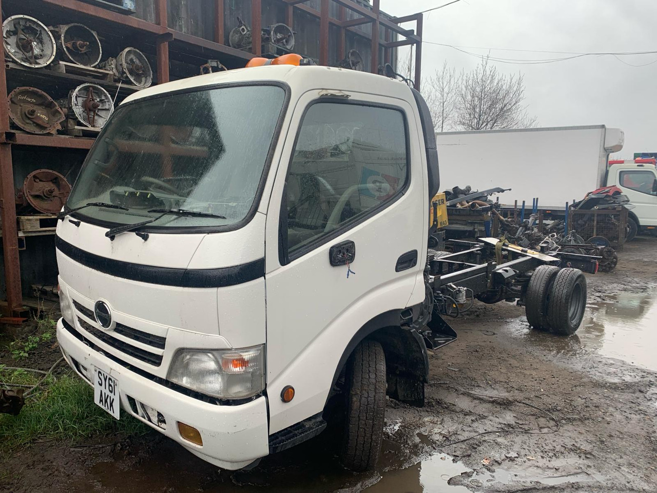 HINO 815 NO4C COMPLETE TRUCK FOR BREAKING (PARTS ONLY) - شاحنة: صور 2 HINO 815 NO4C COMPLETE TRUCK FOR BREAKING (PARTS ONLY) - شاحنة: صور 2