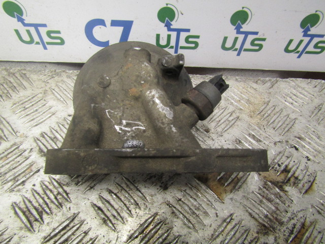 ISUZU N75 4HK1 EURO 5 OIL FILTER HOUSING - المحرك و قطع الغيار - شاحنة: صور 2 ISUZU N75 4HK1 EURO 5 OIL FILTER HOUSING - المحرك و قطع الغيار - شاحنة: صور 2