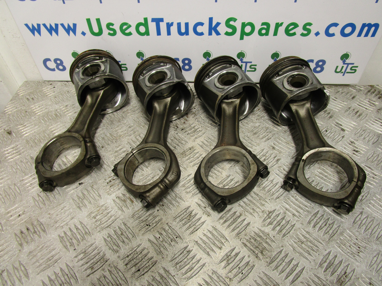 IVECO DAILY 3.0 CONROD & PISTON - المحرك و قطع الغيار - شاحنة: صور 2 IVECO DAILY 3.0 CONROD & PISTON - المحرك و قطع الغيار - شاحنة: صور 2