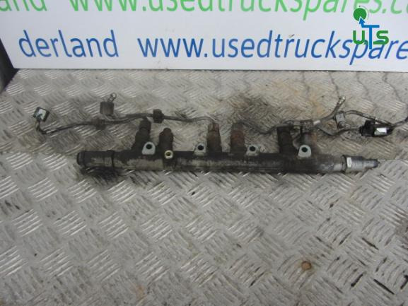 IVECO TECTOR 6 CYLINDER FUEL RAIL, SENSORS AND INJECTOR PIPES - المحرك و قطع الغيار - شاحنة: صور 1 IVECO TECTOR 6 CYLINDER FUEL RAIL, SENSORS AND INJECTOR PIPES - المحرك و قطع الغيار - شاحنة: صور 1