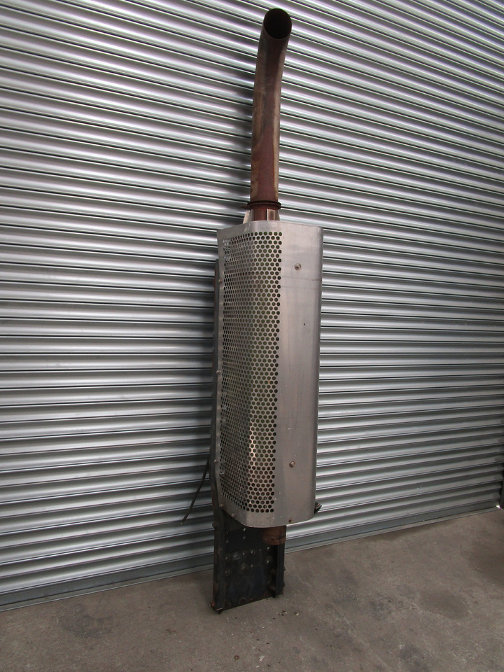 IVECO TREKKER CURSOR DPF / EXHAUST PART NO 4127-2370 - كاتم الصوت/ نظام العادم - شاحنة: صور 1 IVECO TREKKER CURSOR DPF / EXHAUST PART NO 4127-2370 - كاتم الصوت/ نظام العادم - شاحنة: صور 1