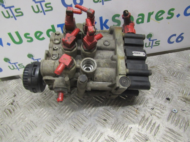 MAN TGS ECAS SOLENOID VALVE P/NO 4729051110 - أجزاء الفرامل - شاحنة: صور 1 MAN TGS ECAS SOLENOID VALVE P/NO 4729051110 - أجزاء الفرامل - شاحنة: صور 1