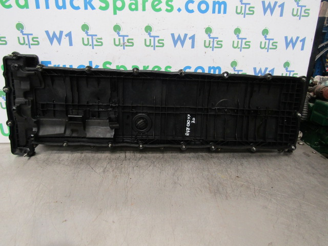 MERCEDES ACTROS MP4 OM471-6 ROCKER COVER P/NO A471010XX30 - المحرك و قطع الغيار - شاحنة: صور 2 MERCEDES ACTROS MP4 OM471-6 ROCKER COVER P/NO A471010XX30 - المحرك و قطع الغيار - شاحنة: صور 2