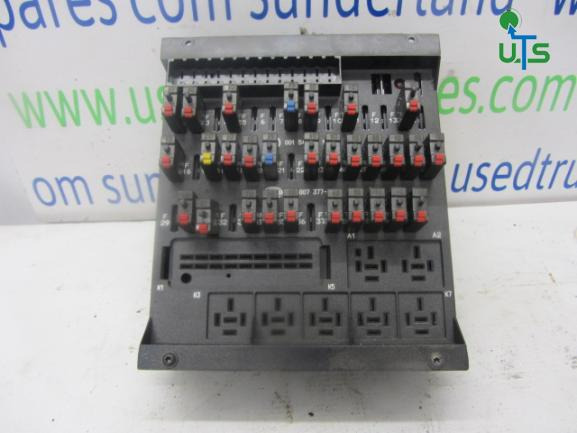 MERCEDES ATEGO 1823 FUSEBOARD P/NO 0015430615 - النظام الكهربائي - شاحنة: صور 1 MERCEDES ATEGO 1823 FUSEBOARD P/NO 0015430615 - النظام الكهربائي - شاحنة: صور 1