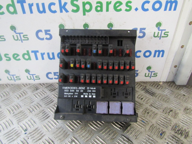 MERCEDES ATEGO FUSEBOARD P/NO A001 543 3615 - النظام الكهربائي - شاحنة: صور 1 MERCEDES ATEGO FUSEBOARD P/NO A001 543 3615 - النظام الكهربائي - شاحنة: صور 1