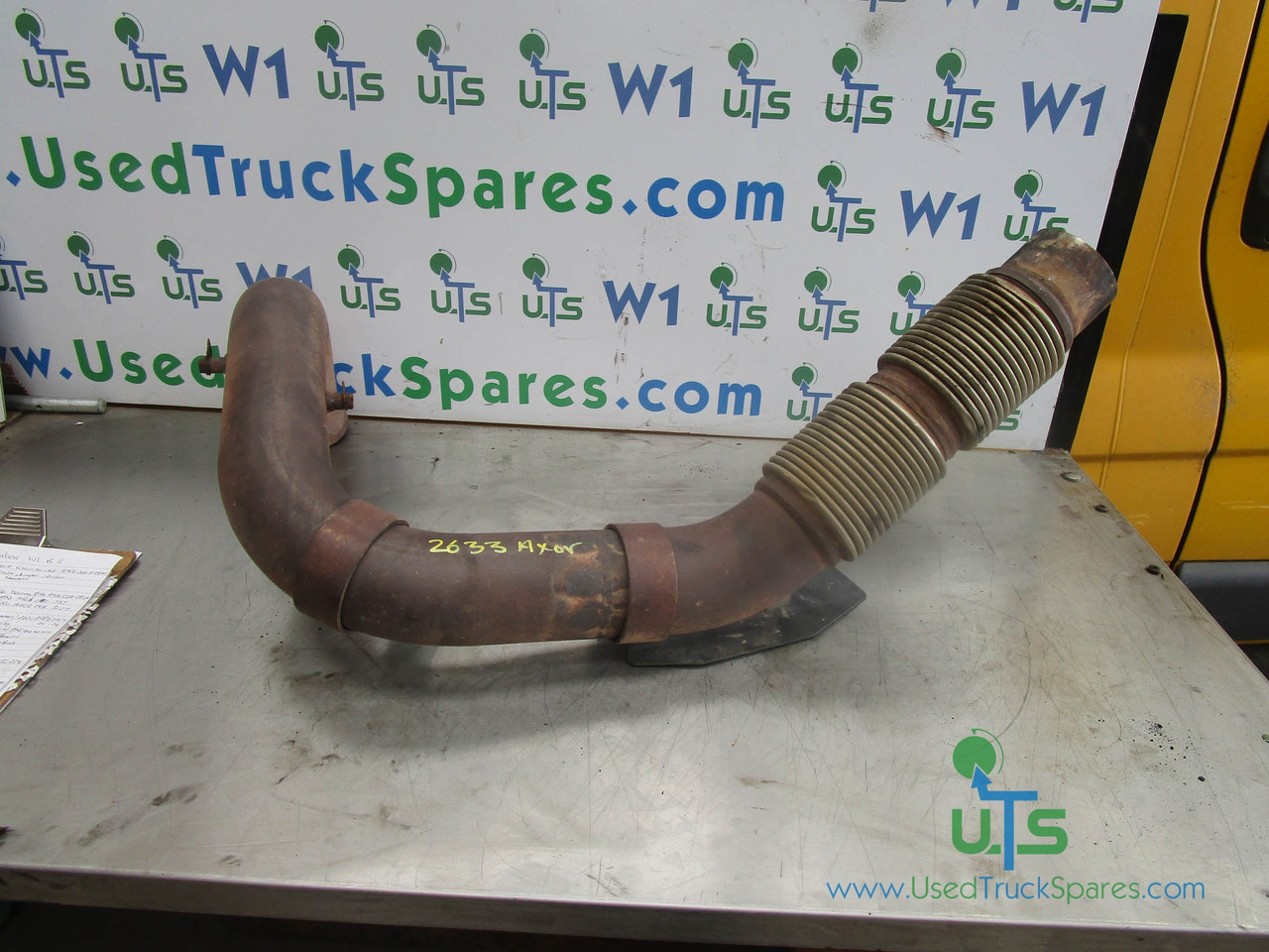 MERCEDES AXOR 2633 OM926 EXHAUST FRONT PIPE - المحرك و قطع الغيار - شاحنة: صور 1 MERCEDES AXOR 2633 OM926 EXHAUST FRONT PIPE - المحرك و قطع الغيار - شاحنة: صور 1