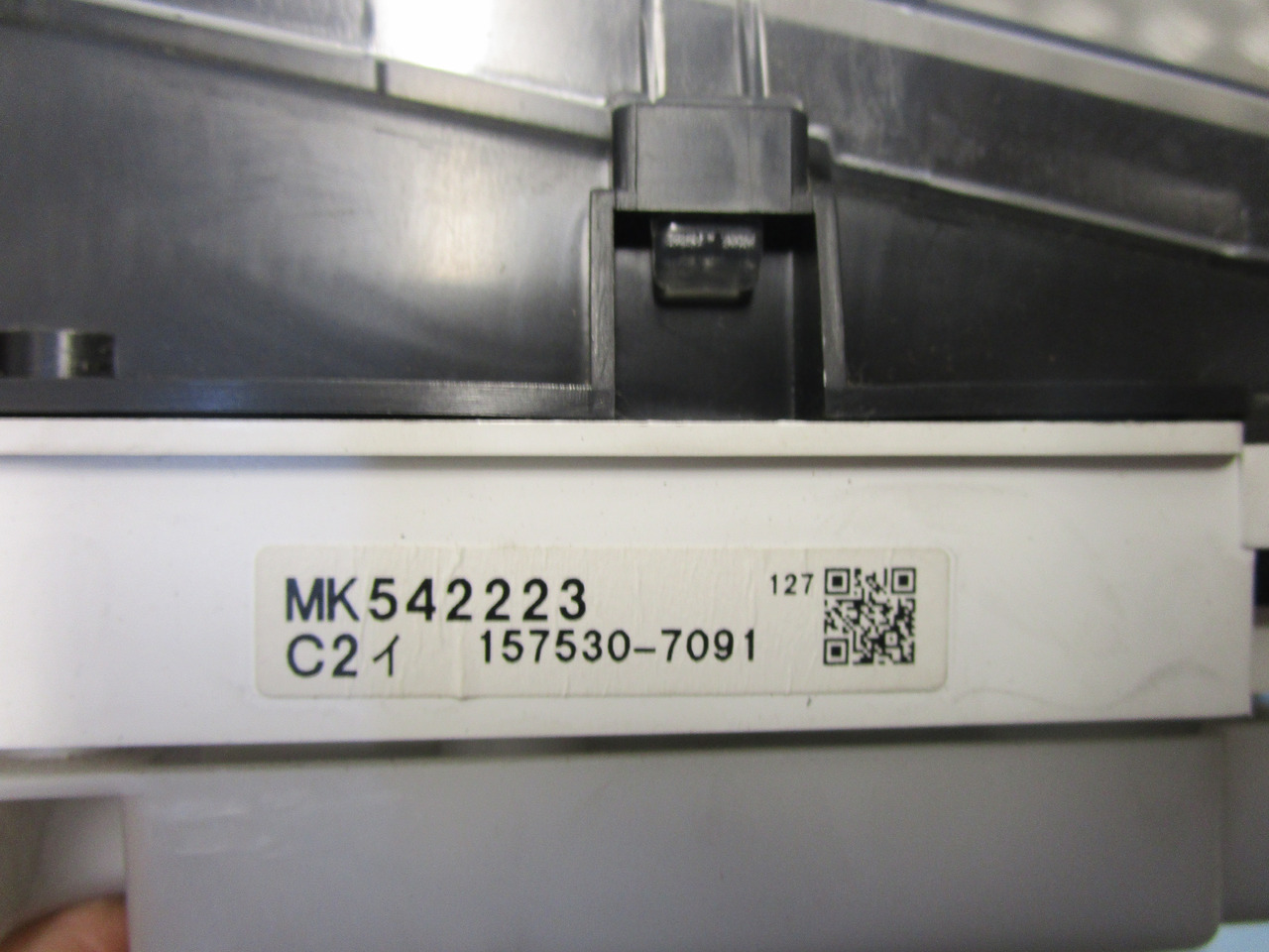 MITSUBISHI FUSO CLOCK CLUSTER P/NO MK542223 - النظام الكهربائي - شاحنة: صور 2 MITSUBISHI FUSO CLOCK CLUSTER P/NO MK542223 - النظام الكهربائي - شاحنة: صور 2