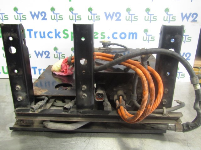 MITSUBISHI FUSO HYBRID POWER CHARGER UNIT - النظام الكهربائي - شاحنة: صور 2 MITSUBISHI FUSO HYBRID POWER CHARGER UNIT - النظام الكهربائي - شاحنة: صور 2