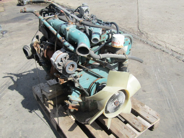 PERKINS AL 80880 4 CYLINDER VOLVO FLC ENGINE - المحرك - شاحنة: صور 4 PERKINS AL 80880 4 CYLINDER VOLVO FLC ENGINE - المحرك - شاحنة: صور 4