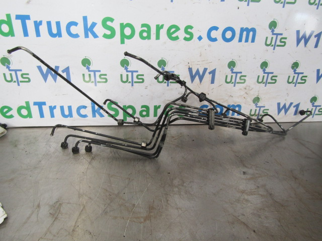 RENAULT PREMIUM 400 INJECTOR PIPES SET(6) - المحرك و قطع الغيار - شاحنة: صور 1 RENAULT PREMIUM 400 INJECTOR PIPES SET(6) - المحرك و قطع الغيار - شاحنة: صور 1