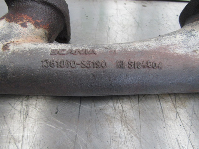 SCANIA 144/164 V8 EXHAUST MANIFOLD P/NO 1381070 / 1424920 -S 5190 - المحرك و قطع الغيار - شاحنة: صور 2 SCANIA 144/164 V8 EXHAUST MANIFOLD P/NO 1381070 / 1424920 -S 5190 - المحرك و قطع الغيار - شاحنة: صور 2