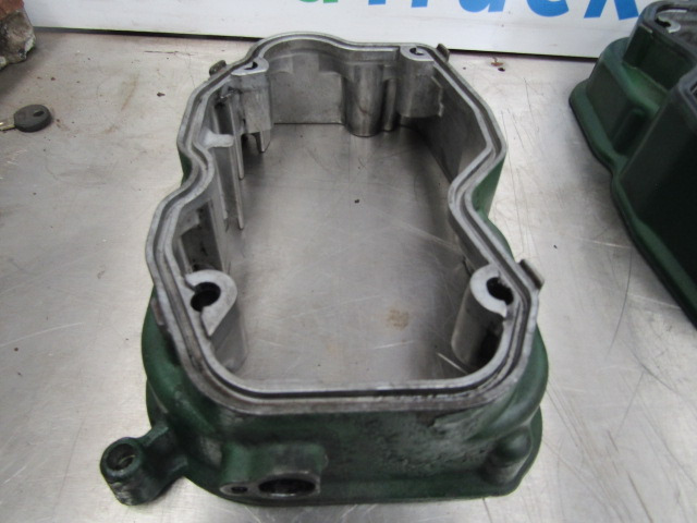 SCANIA 144/164 V8 ROCKER COVER SPACER P/NO 1503190 - المحرك و قطع الغيار - شاحنة: صور 1 SCANIA 144/164 V8 ROCKER COVER SPACER P/NO 1503190 - المحرك و قطع الغيار - شاحنة: صور 1
