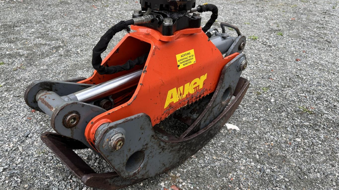 Auer HRZ 1702 Plus - معدات الغابات: صور 5 Auer HRZ 1702 Plus - معدات الغابات: صور 5