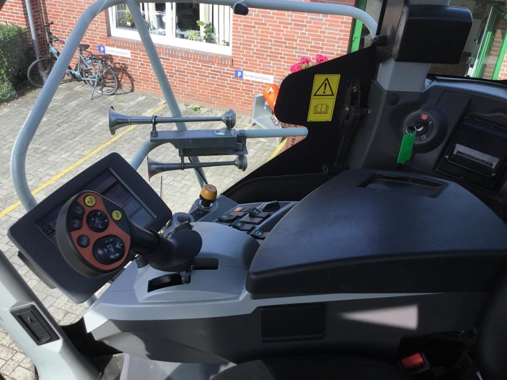 CLAAS JAGUAR 960 - حصادة الأعلاف: صور 4 CLAAS JAGUAR 960 - حصادة الأعلاف: صور 4
