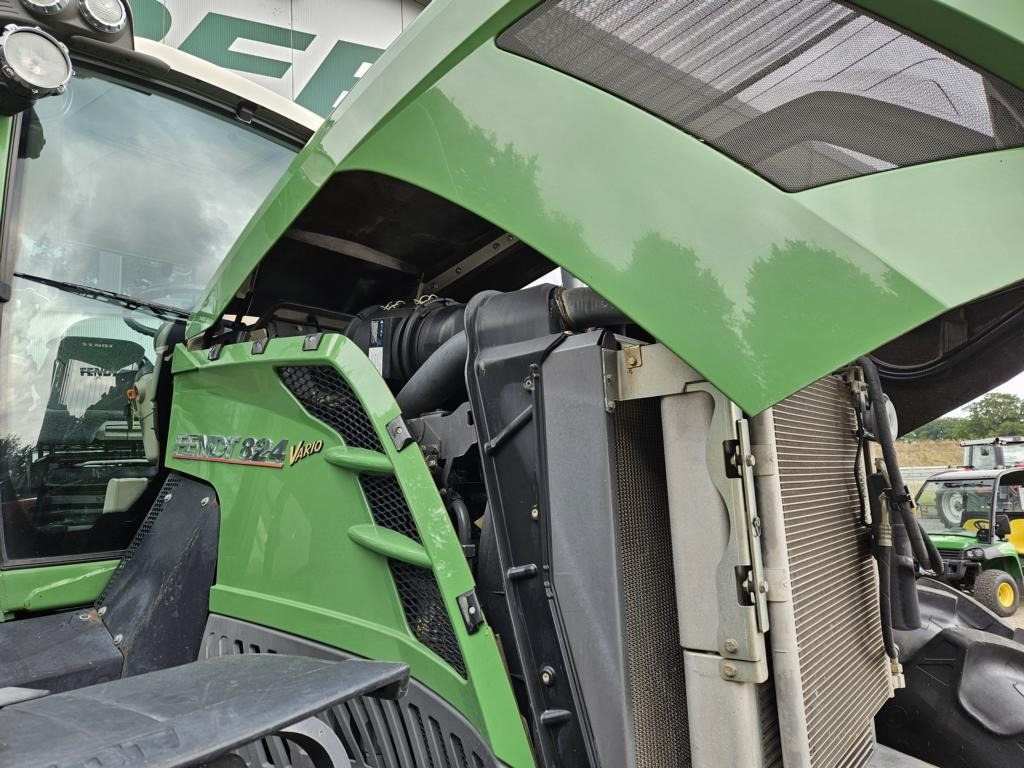 Fendt 824 Vario ProfiPlus - جرار: صور 2 Fendt 824 Vario ProfiPlus - جرار: صور 2
