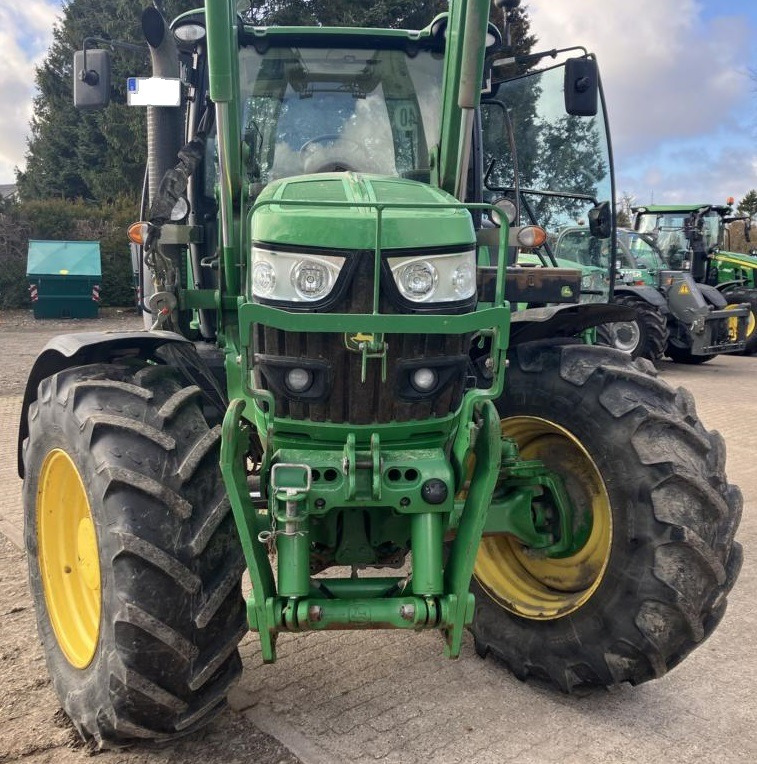 John Deere 6140R - جرار: صور 3 John Deere 6140R - جرار: صور 3