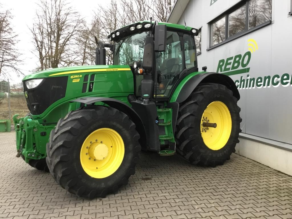 John Deere 6250R - جرار: صور 1 John Deere 6250R - جرار: صور 1