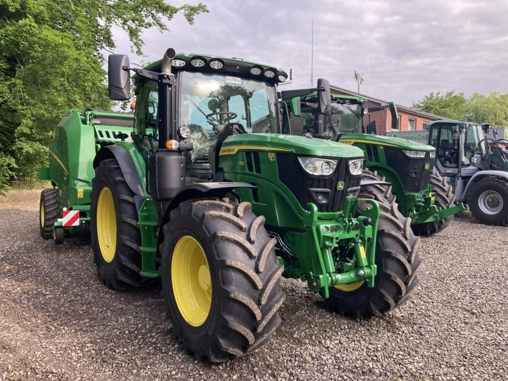 John Deere 6R150 - جرار: صور 1 John Deere 6R150 - جرار: صور 1