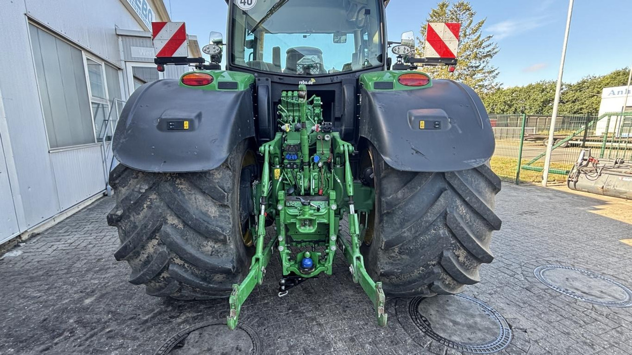 John Deere 6R195 - جرار: صور 3 John Deere 6R195 - جرار: صور 3