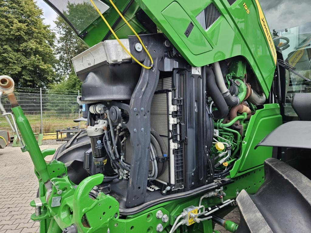 John Deere 6R195 - جرار: صور 4 John Deere 6R195 - جرار: صور 4