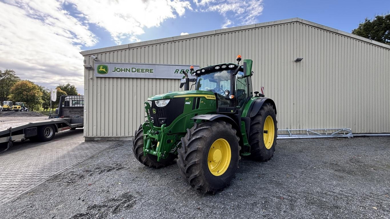 John Deere 6R215 - جرار: صور 1 John Deere 6R215 - جرار: صور 1