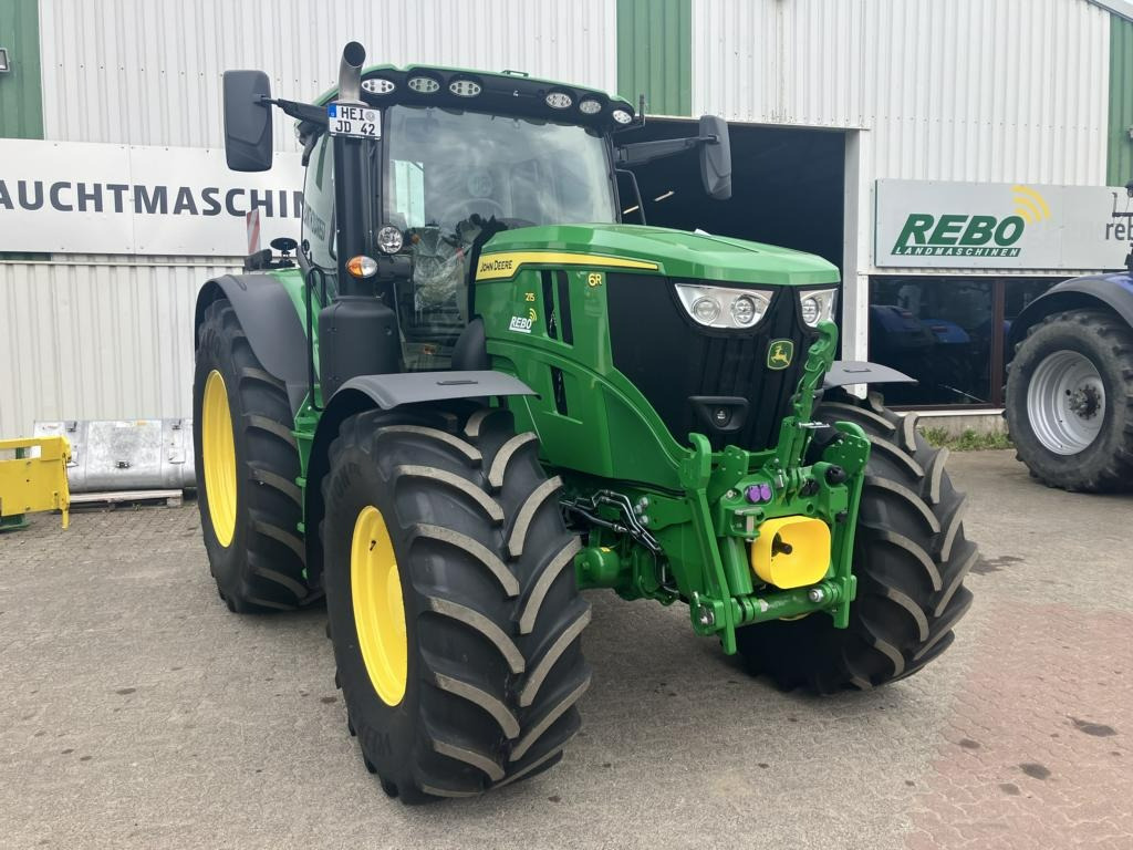 John Deere 6R215 - جرار: صور 1 John Deere 6R215 - جرار: صور 1