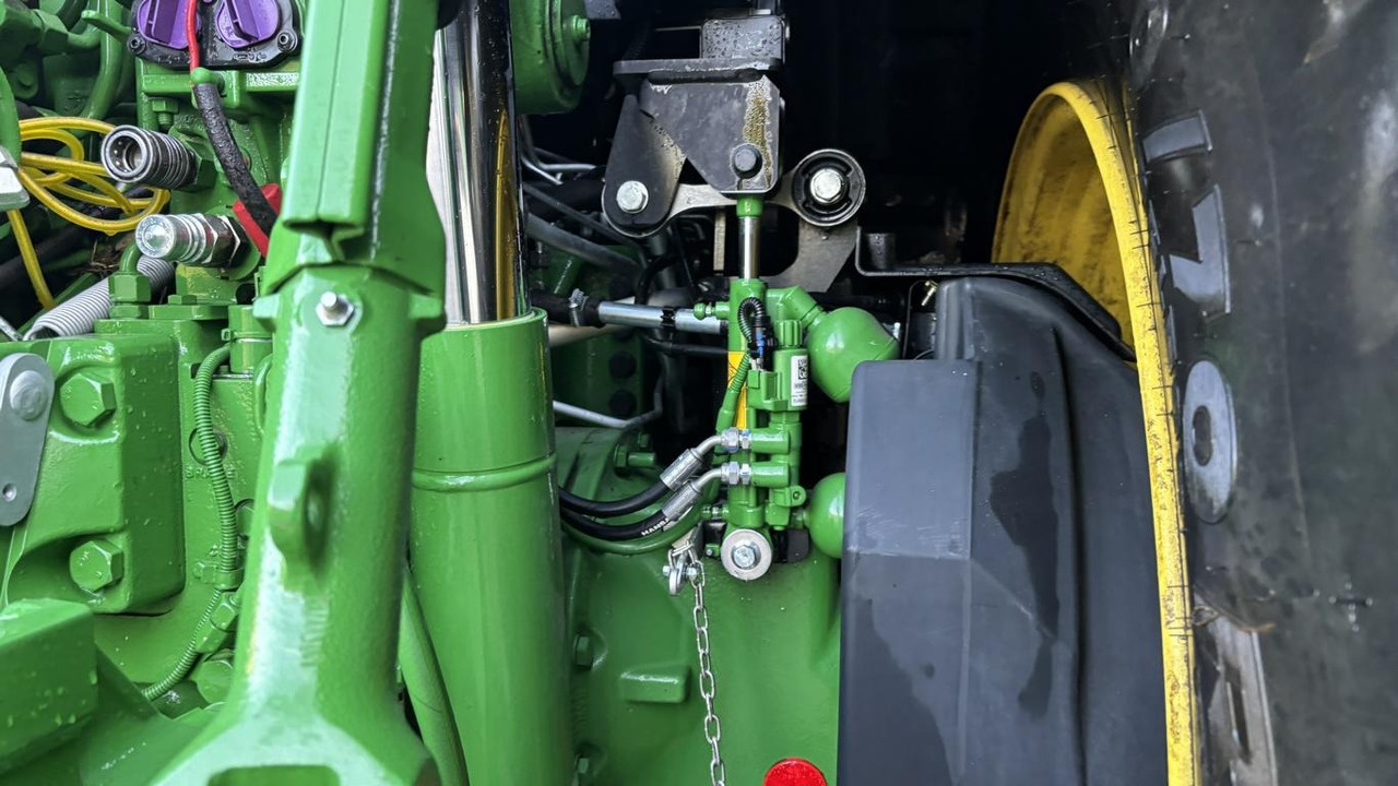 جرار جديد John Deere 6R250: صور 16 جرار جديد John Deere 6R250: صور 16