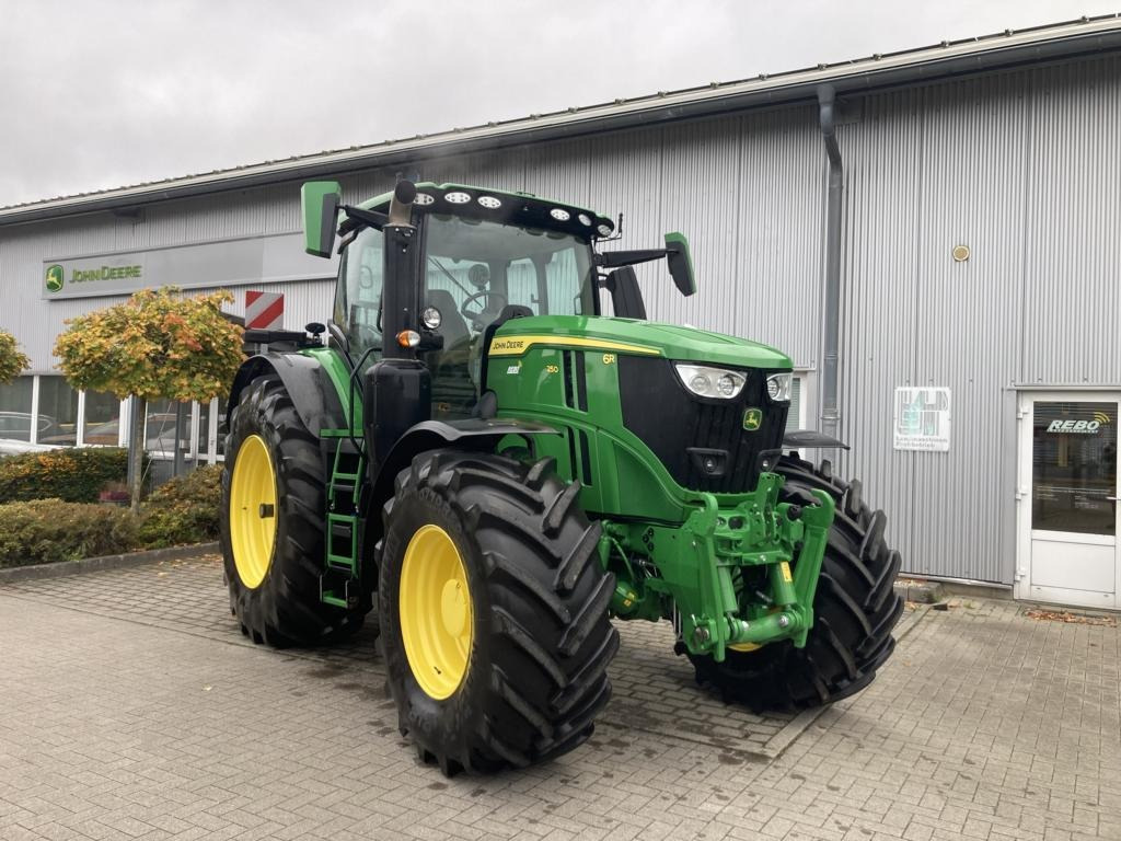 John Deere 6R250 - جرار: صور 1 John Deere 6R250 - جرار: صور 1