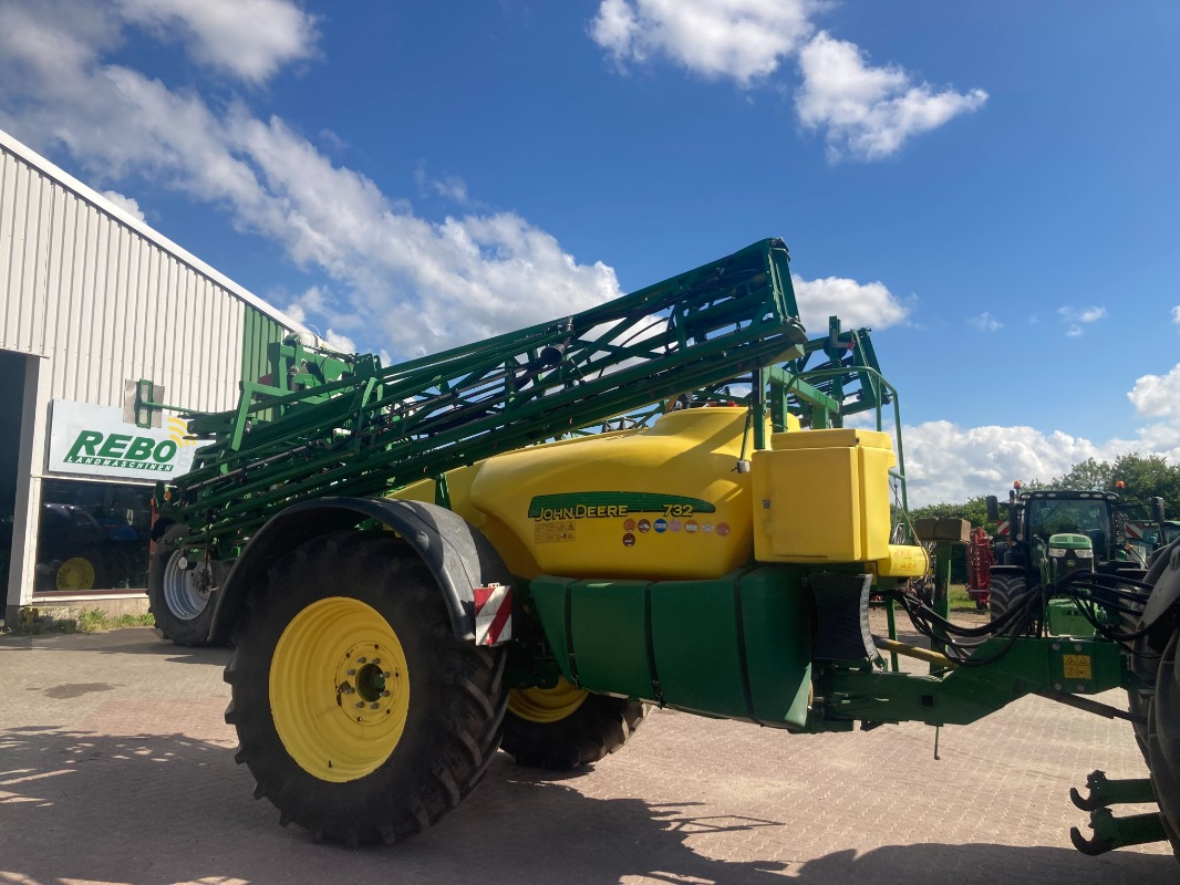 John Deere 732 - آلة الرش: صور 4 John Deere 732 - آلة الرش: صور 4
