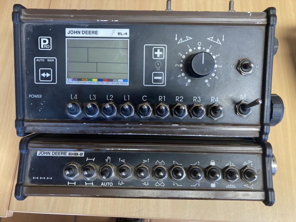 John Deere 732 - آلة الرش: صور 2 John Deere 732 - آلة الرش: صور 2