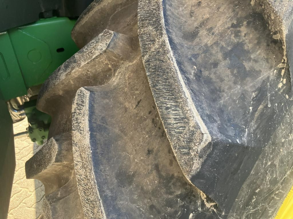 John Deere 8600 FELDHÄCKSLER - آلة حصاد: صور 4 John Deere 8600 FELDHÄCKSLER - آلة حصاد: صور 4