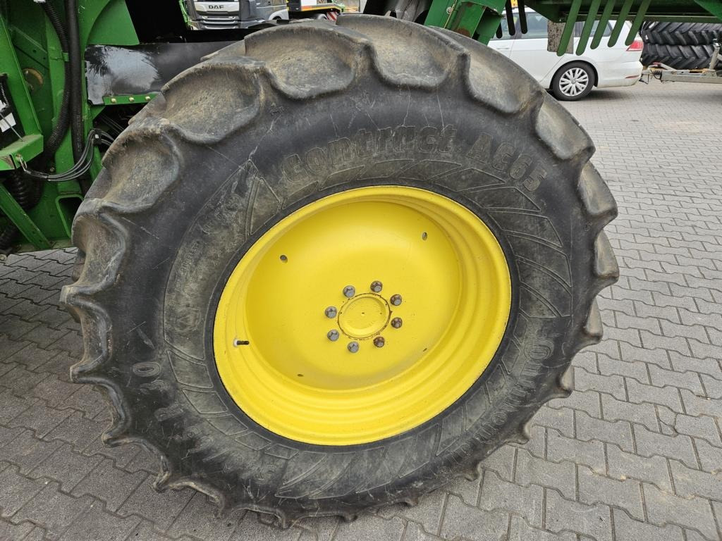 John Deere T560I - حصادة شاملة: صور 2 John Deere T560I - حصادة شاملة: صور 2