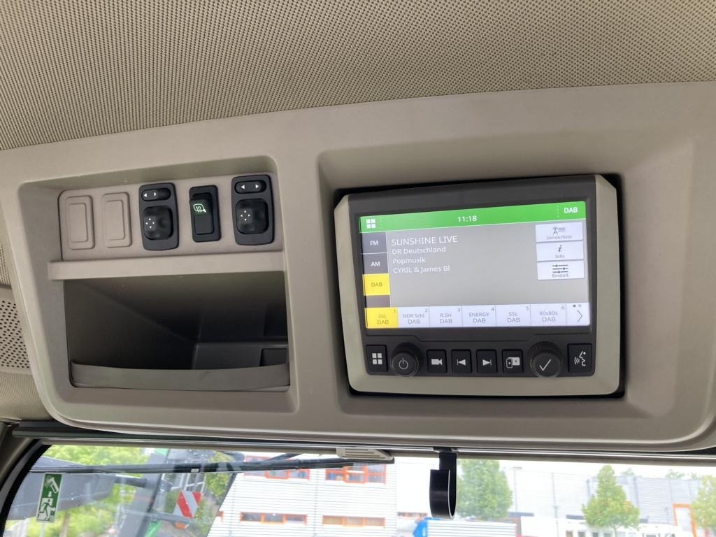 John Deere TRAKTOR 8RX370 - جرار: صور 3 John Deere TRAKTOR 8RX370 - جرار: صور 3