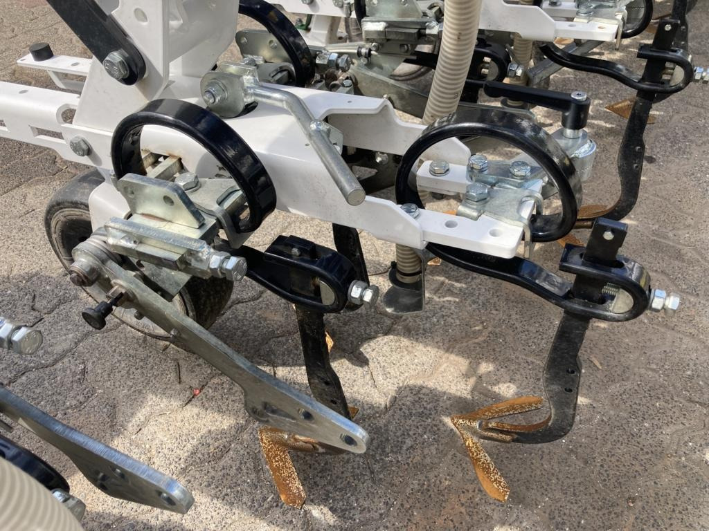 آلات الأسمدة Kerner Variofield 630H: صور 23