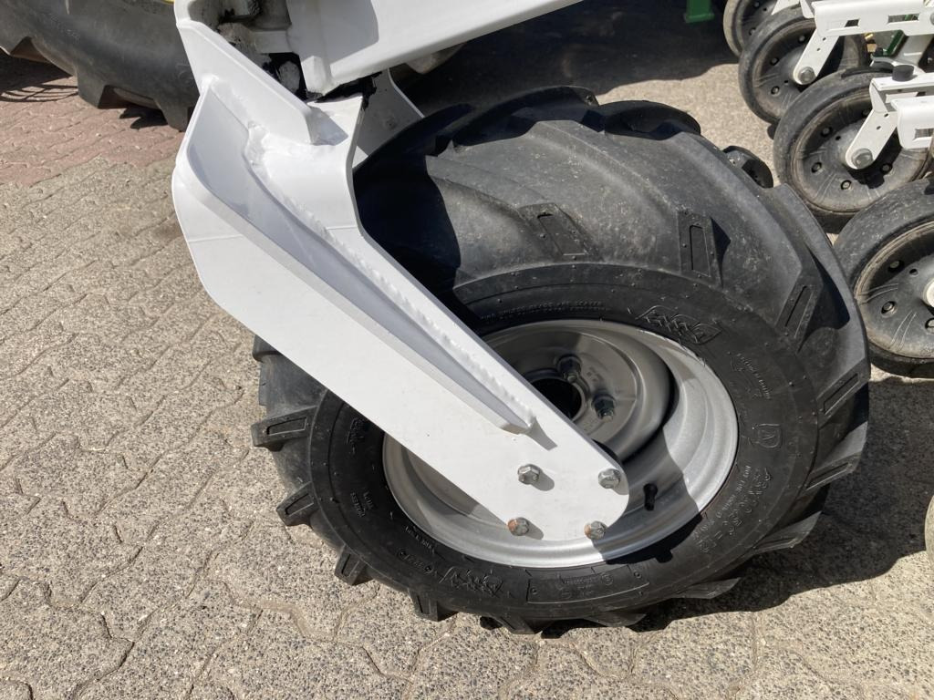 آلات الأسمدة Kerner Variofield 630H: صور 18