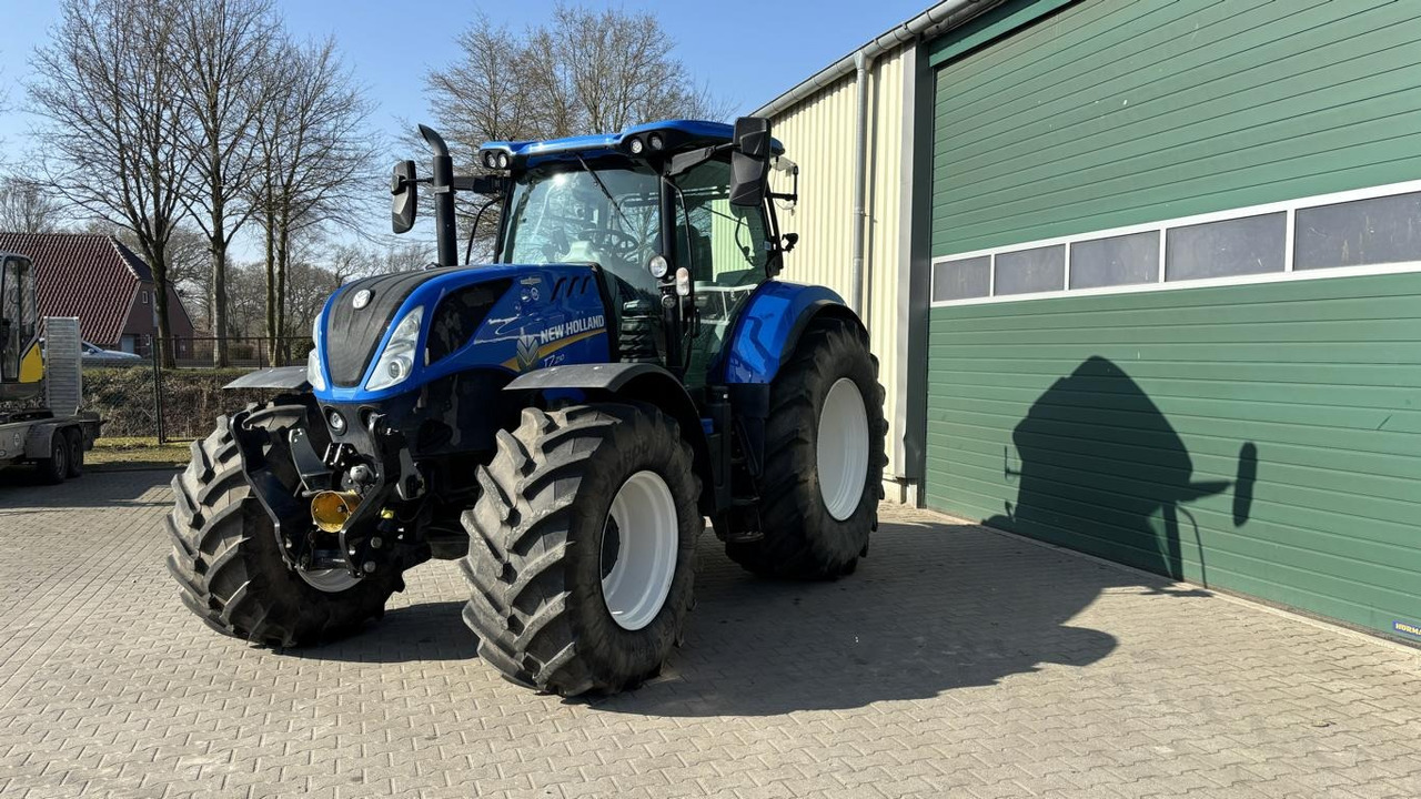 New Holland T 7.210 - جرار: صور 1 New Holland T 7.210 - جرار: صور 1