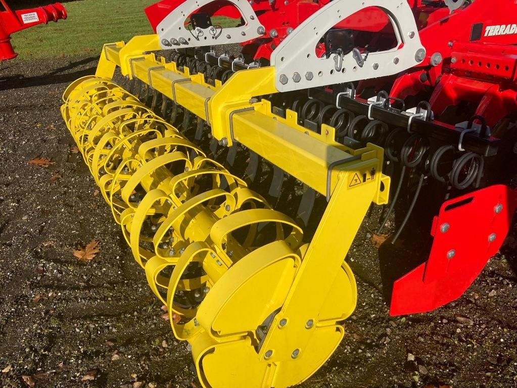 Pöttinger TERRADISC 3001 - قرص مسلفة: صور 4 Pöttinger TERRADISC 3001 - قرص مسلفة: صور 4